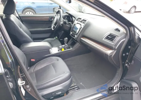 2018 Subaru Outback 3.6R Limited из США, поврежденный, VIN 4S4BSENC4J3350200